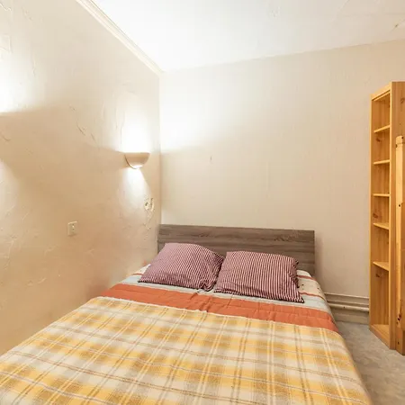 Ski, Au Pied Des Pistes * La Mongie